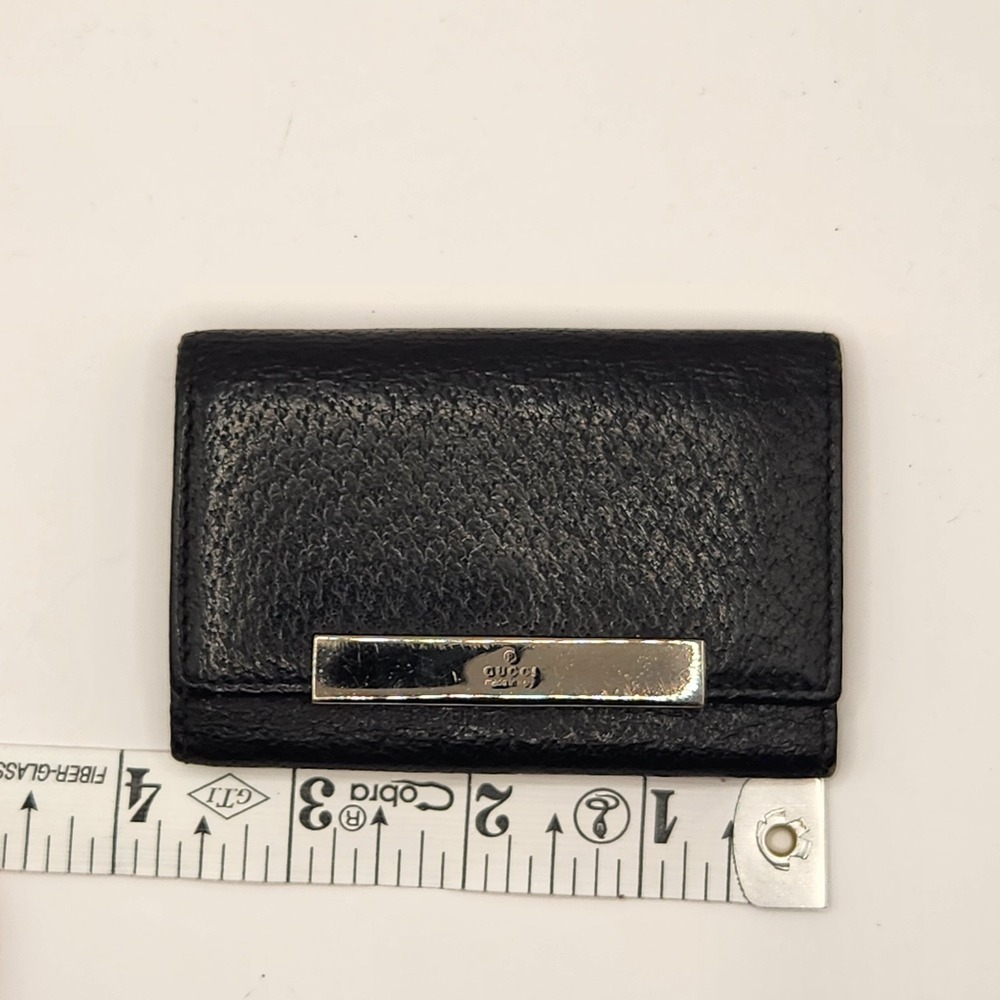 GUCCI Vintage Black Textured Leather 6-Key Holder Case Wallet Silver Metal Bar - Picture 3 of 10